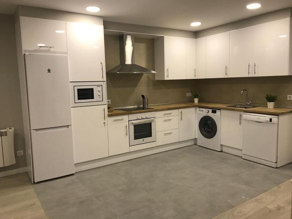 Apartamento Expectacular,Centrico,Nuevo 5 Min A Pie De La Laurel Vivienda De Uso Turistico Logroño Exteriör bild