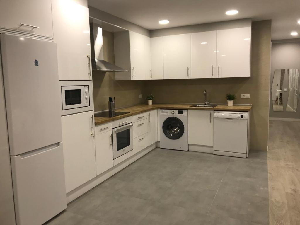 Apartamento Expectacular,Centrico,Nuevo 5 Min A Pie De La Laurel Vivienda De Uso Turistico Logroño Exteriör bild